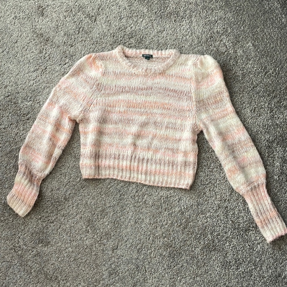 Wild Fable pink ombre puff sleeve sweater, size L